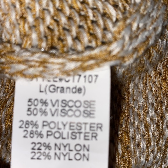 Crescent by Stitchfix crop sweater size large - Picture 5 of 5